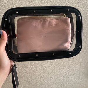 Victoria’s Secret toiletries bag set